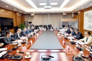 中美經濟工作組舉行第五次會議(圖)