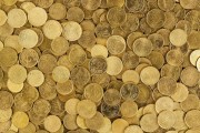 如何進行黃金的基本面分析？這種分析方法有哪些局限性？