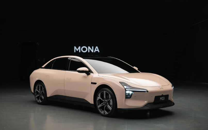 驍龍 8155+、7.1.4 全景聲場，小鵬 MONA M03 汽車座艙細節公布