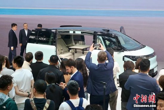 歐盟加稅，德國車企卻不想被“保護”